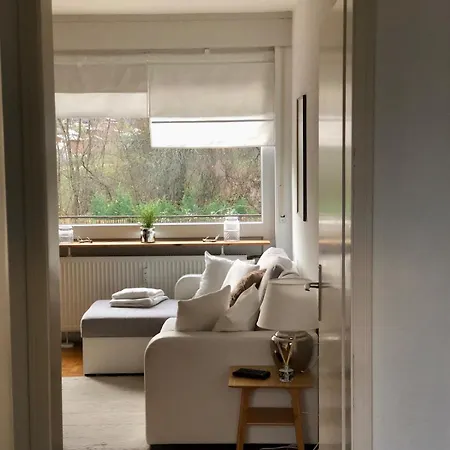 Schoene Wohnung Mit Aussicht Apartman *